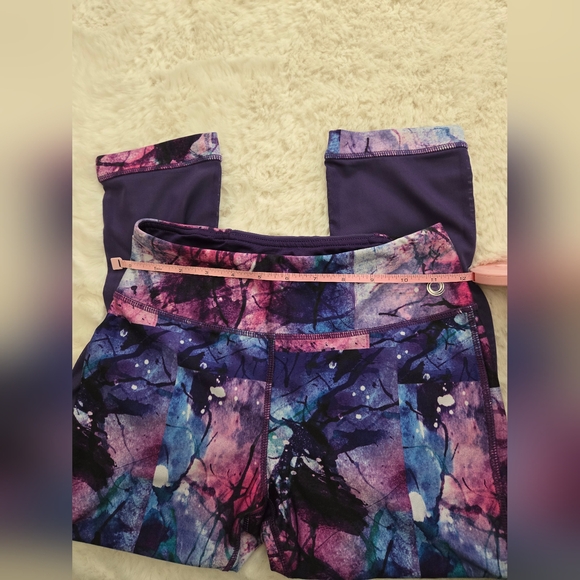 Colorful Patterned Leggings - Picture 7 of 7